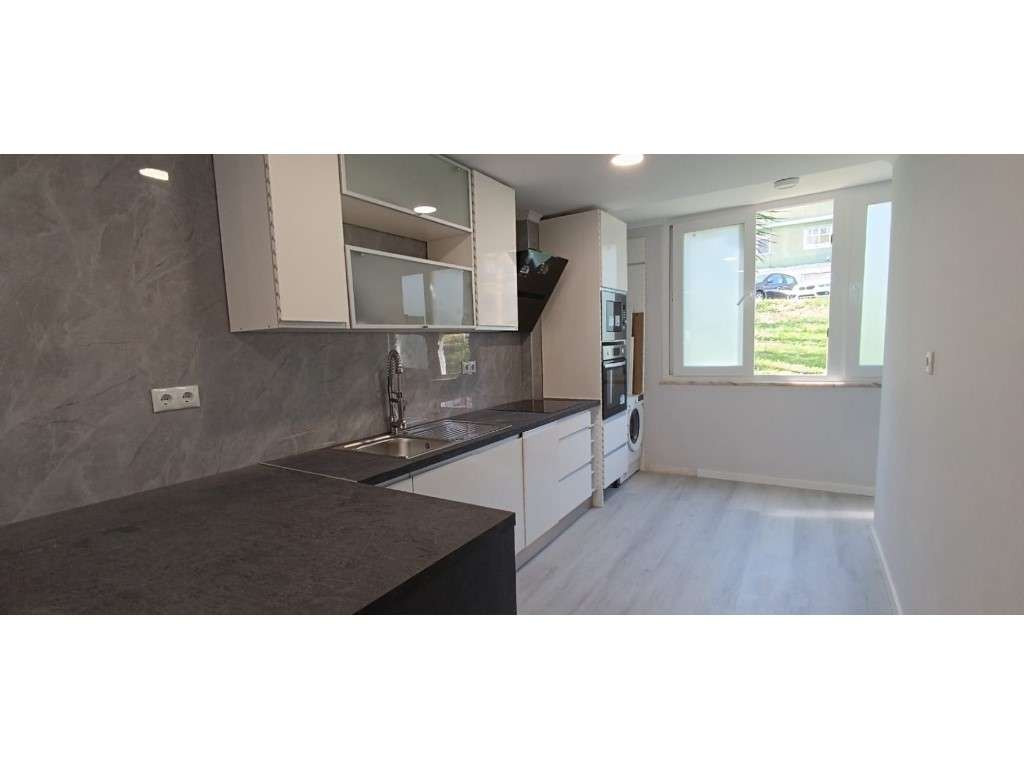 Apartamento T2 - Benfica - Remodelado - Grande imagem: 2/16