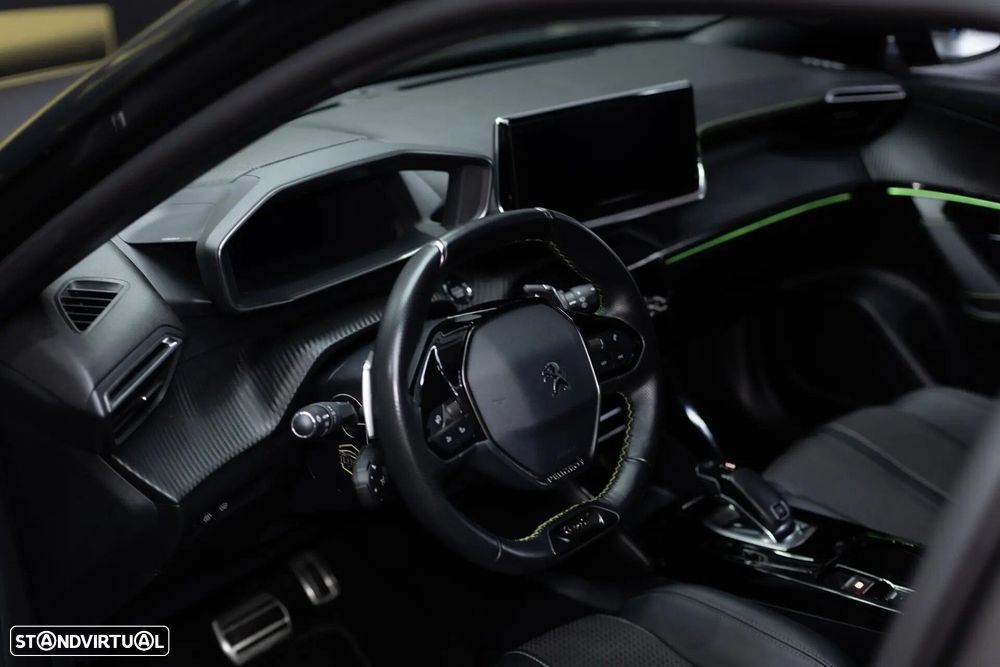 Peugeot 2008 1.5 BlueHDi GT Line EAT8 - 27