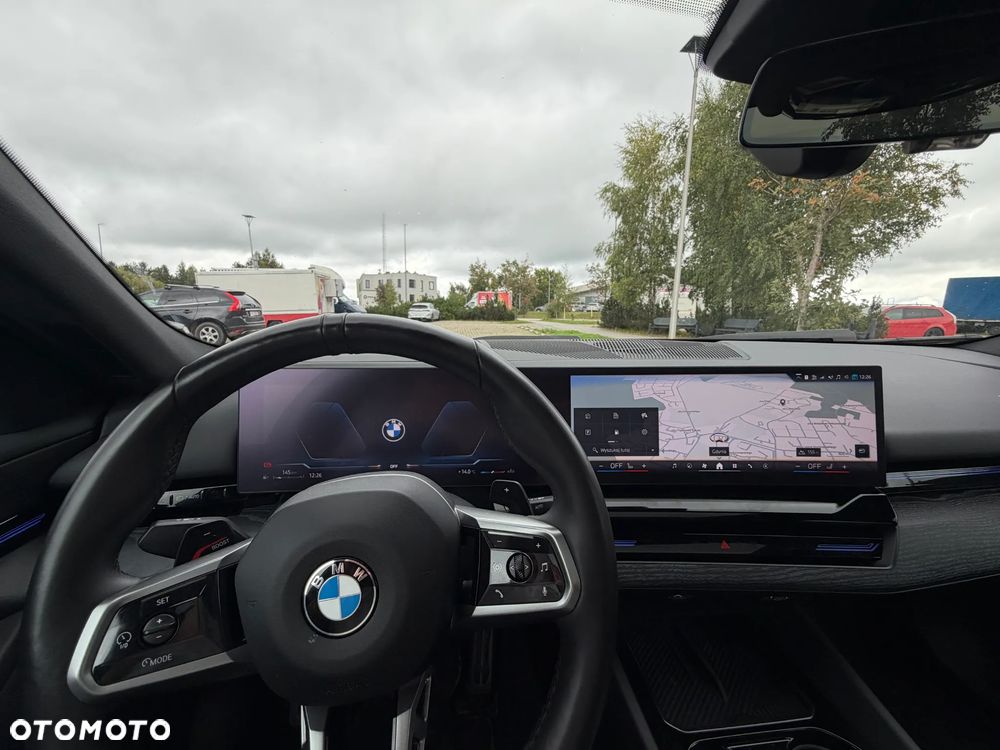 BMW Seria 5 520d xDrive mHEV M Sport - 16