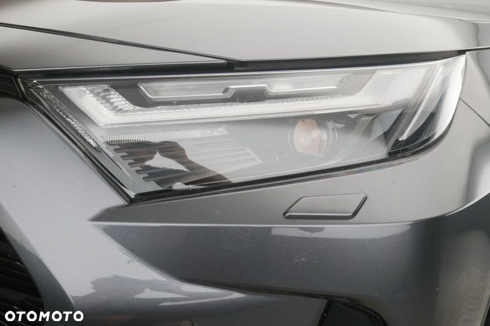 Toyota RAV4 - 13