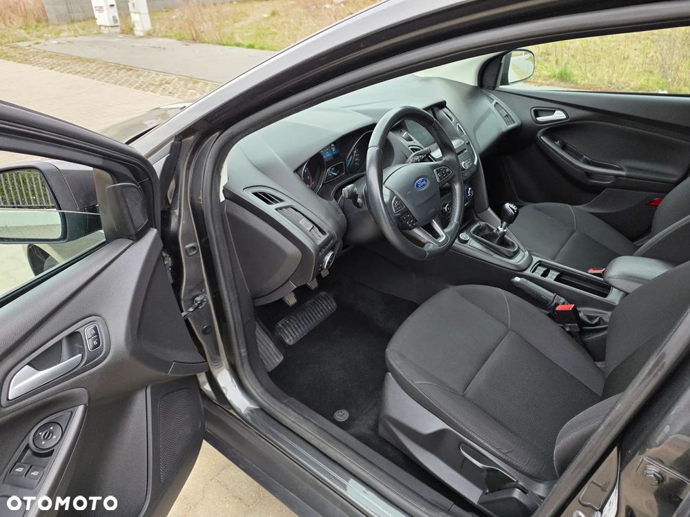 Ford Focus 1.0 EcoBoost Trend - 5