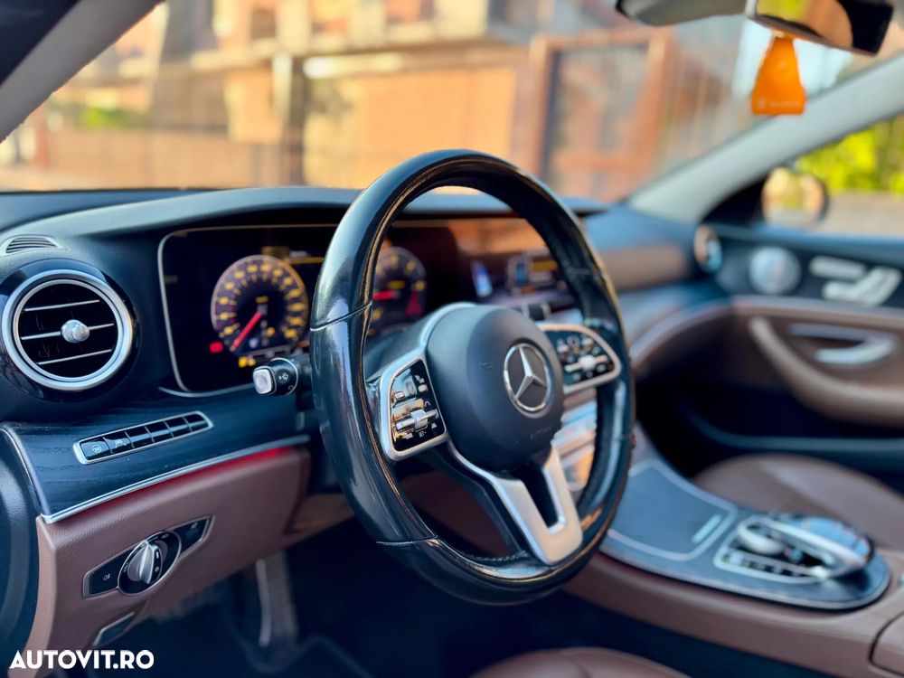 Mercedes-Benz E 200 d 9G-TRONIC - 12