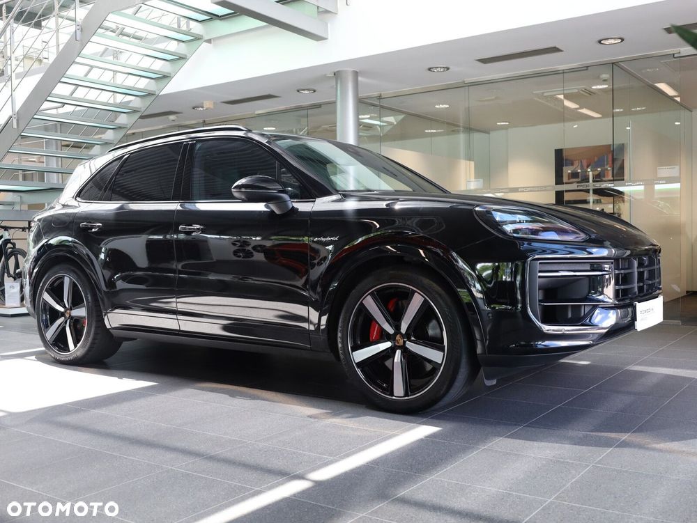 Porsche Cayenne - 2