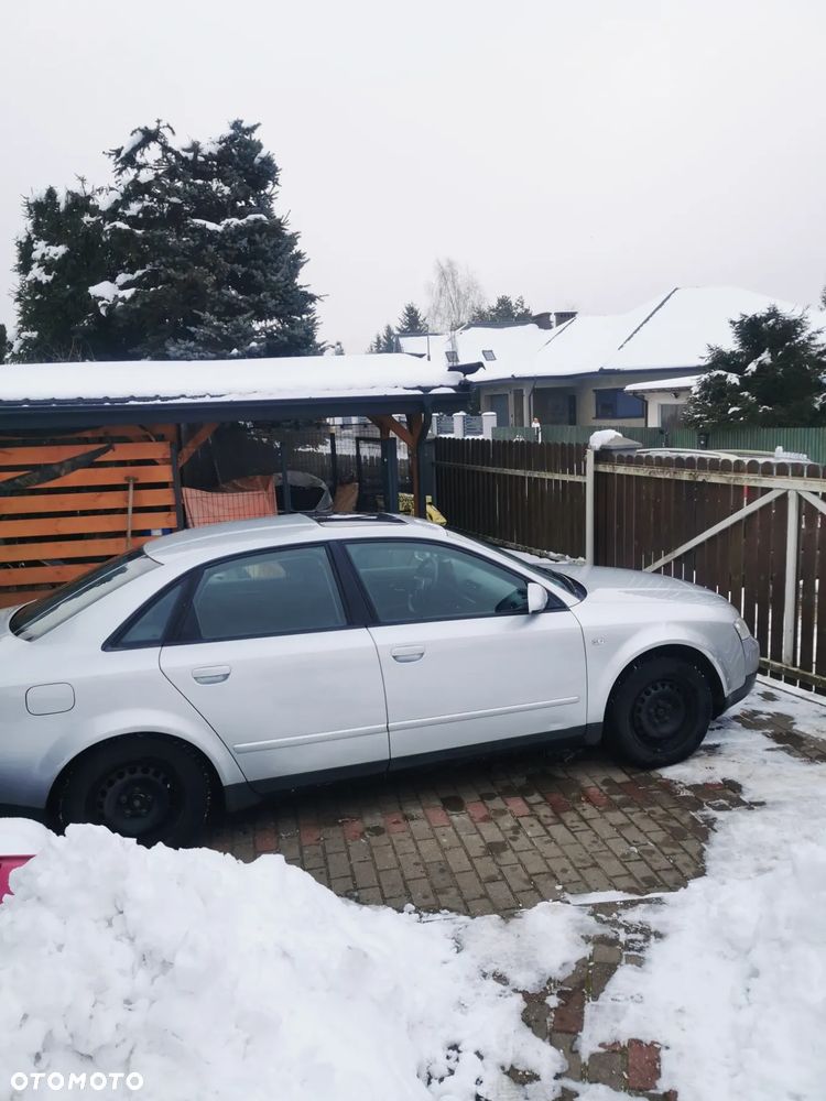 Audi A4 Limousine 2 - 6