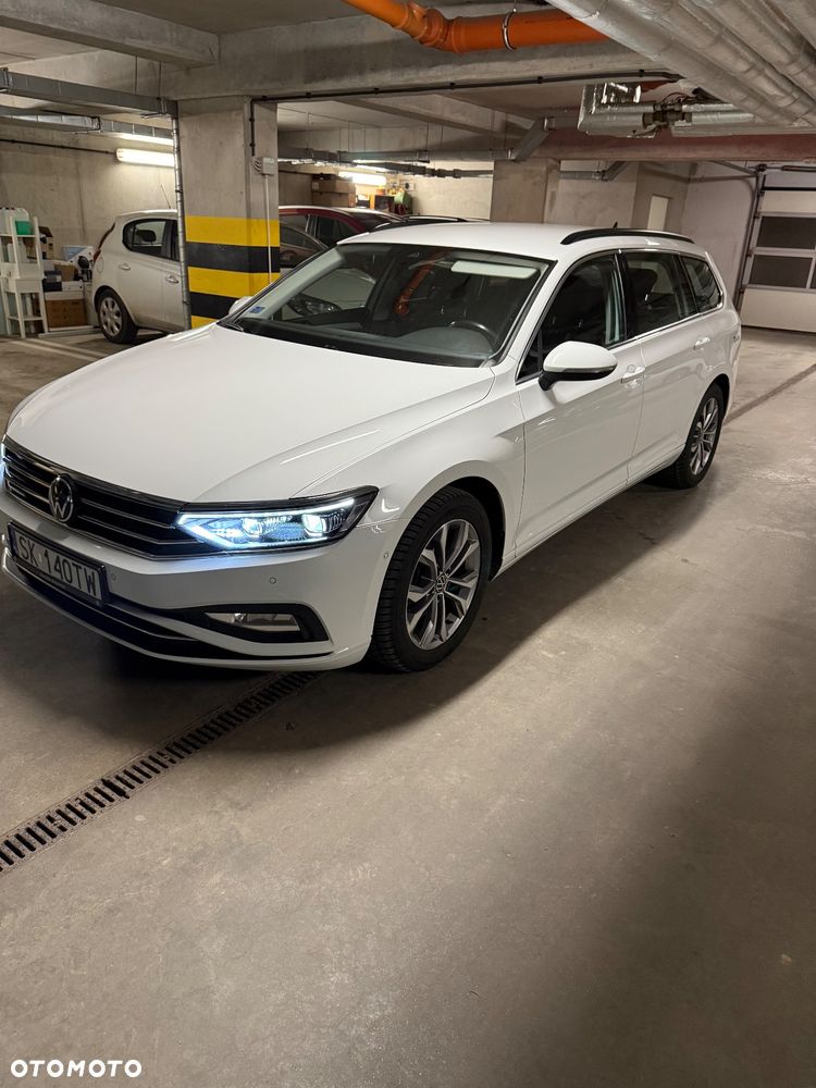 Volkswagen Passat 2.0 TDI EVO Business DSG - 1