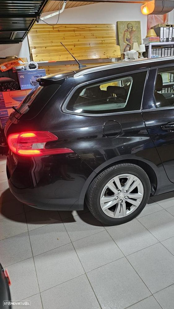 Peugeot 308 SW - 4