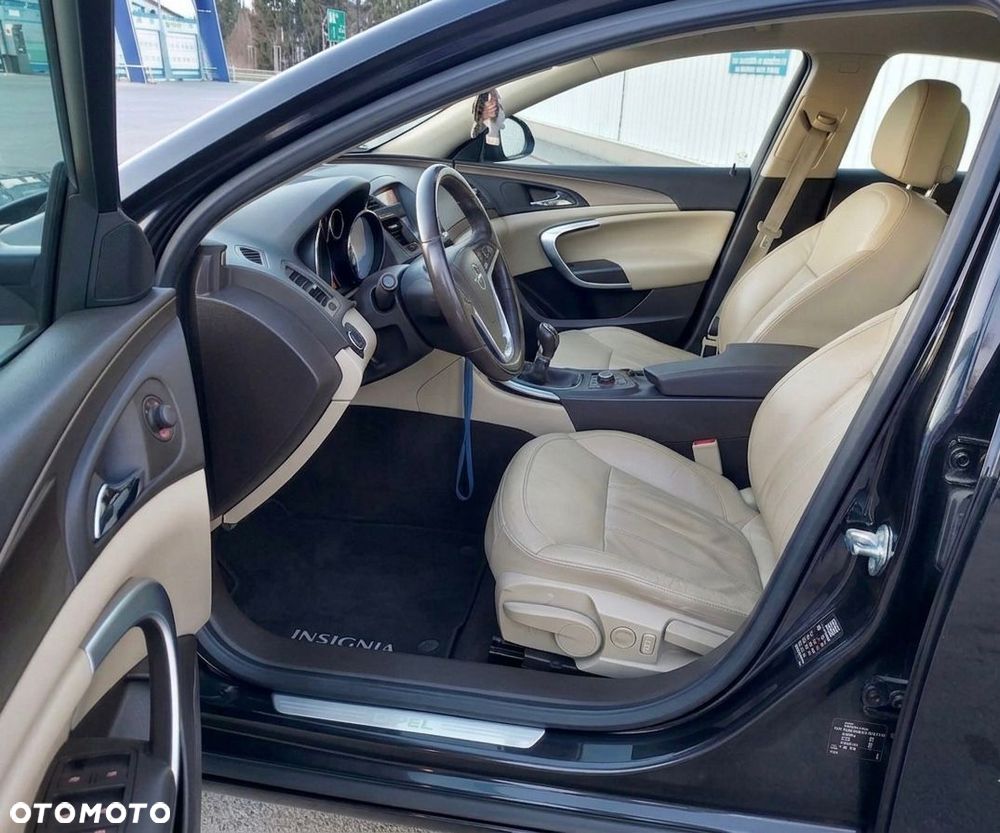 Opel Insignia 2.0 CDTI Cosmo - 6