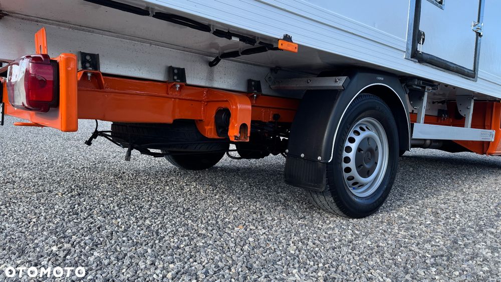 Mercedes-Benz Sprinter Salon Polska, 2.2 silnik! Kontener - 21