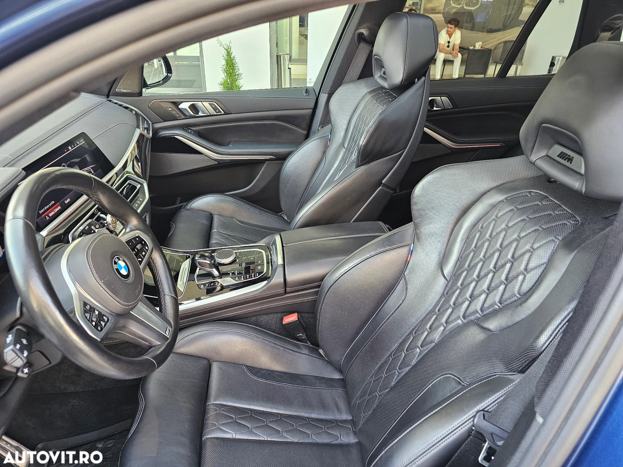 BMW X5 M M50i - 4