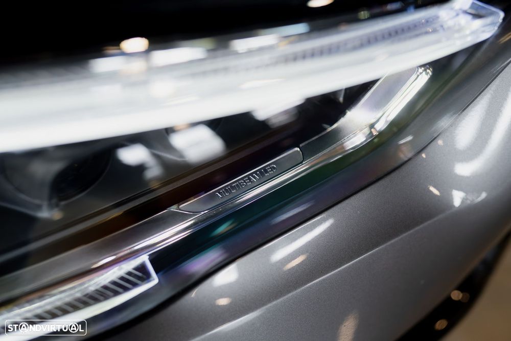 Mercedes-Benz GLA 250 e 8G-DCT AMG Line - 12