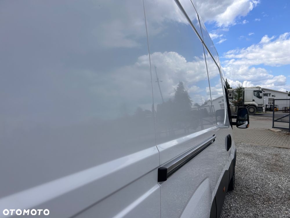 Iveco Daily - 25