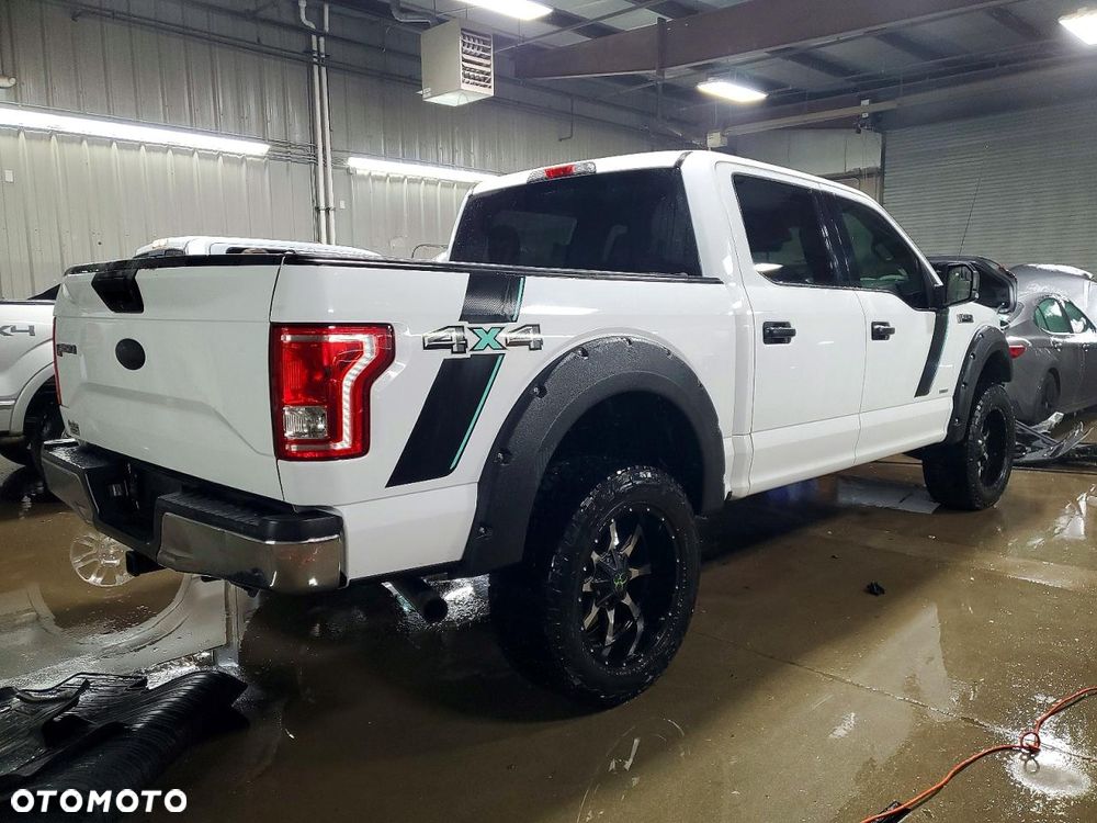 Ford F150 - 4