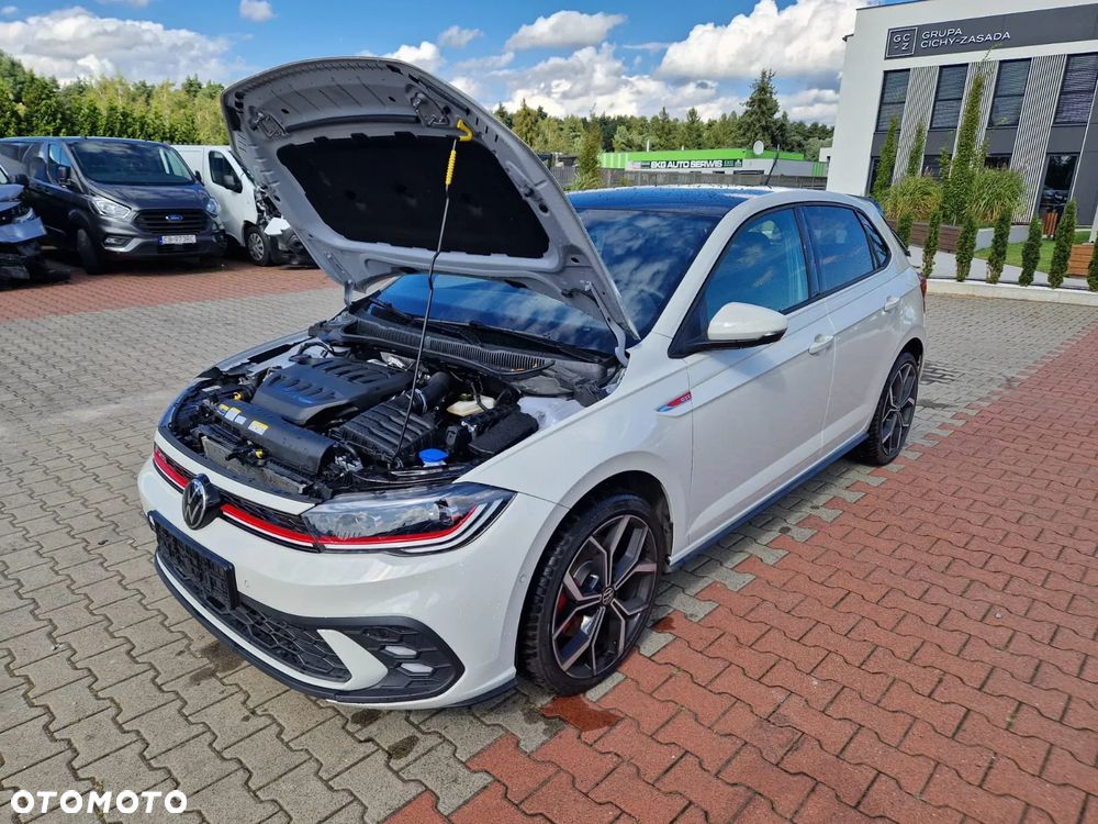 Volkswagen Polo - 16