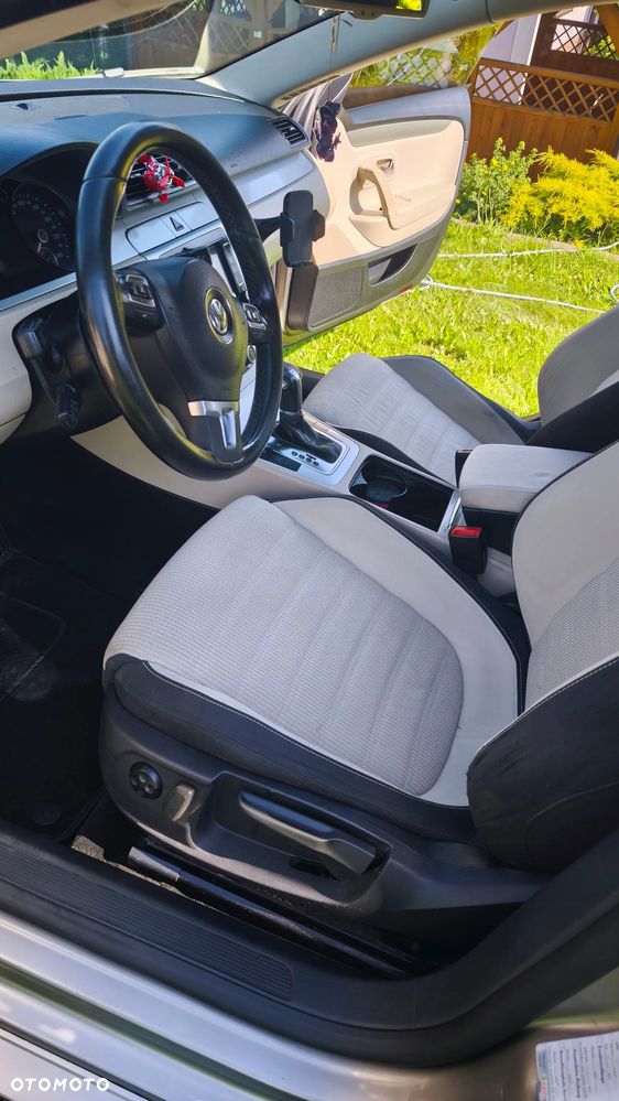 Volkswagen Passat 2.0 TDI Comfortline DSG - 7