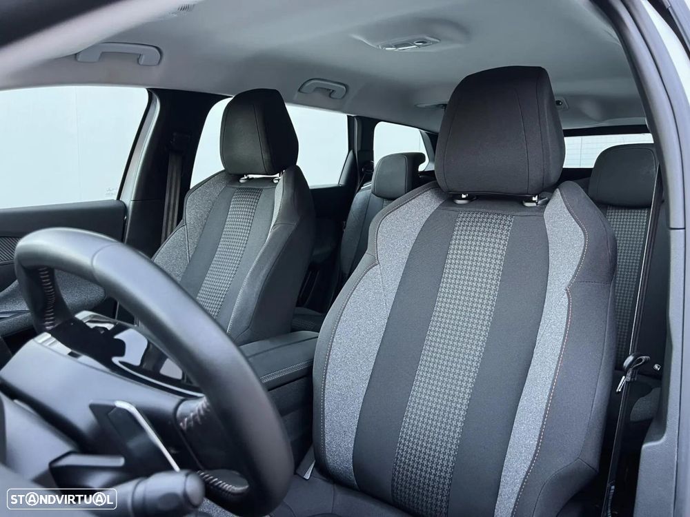 Peugeot 5008 PureTech 130 EAT8 Stop & Start Active Business-Pack - 11
