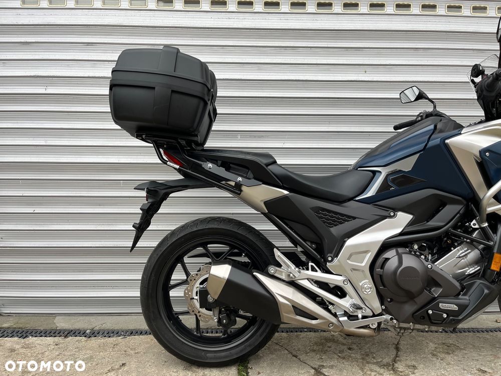Honda NC - 23