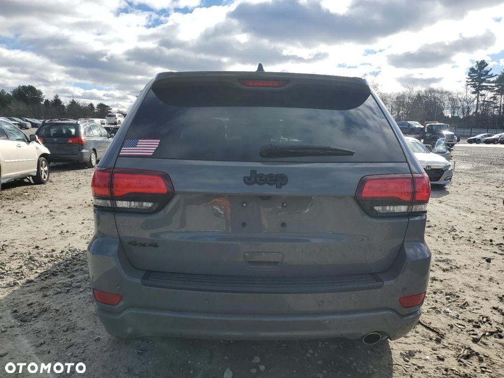 Jeep Grand Cherokee - 5