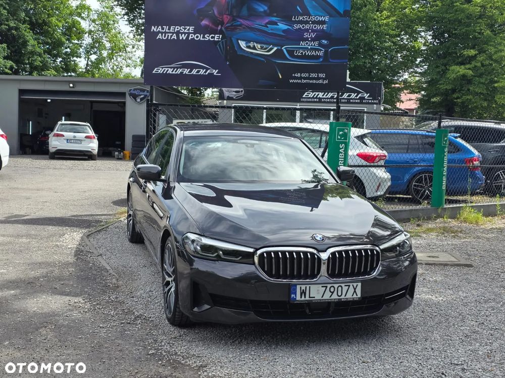BMW Seria 5 520e Luxury Line - 4
