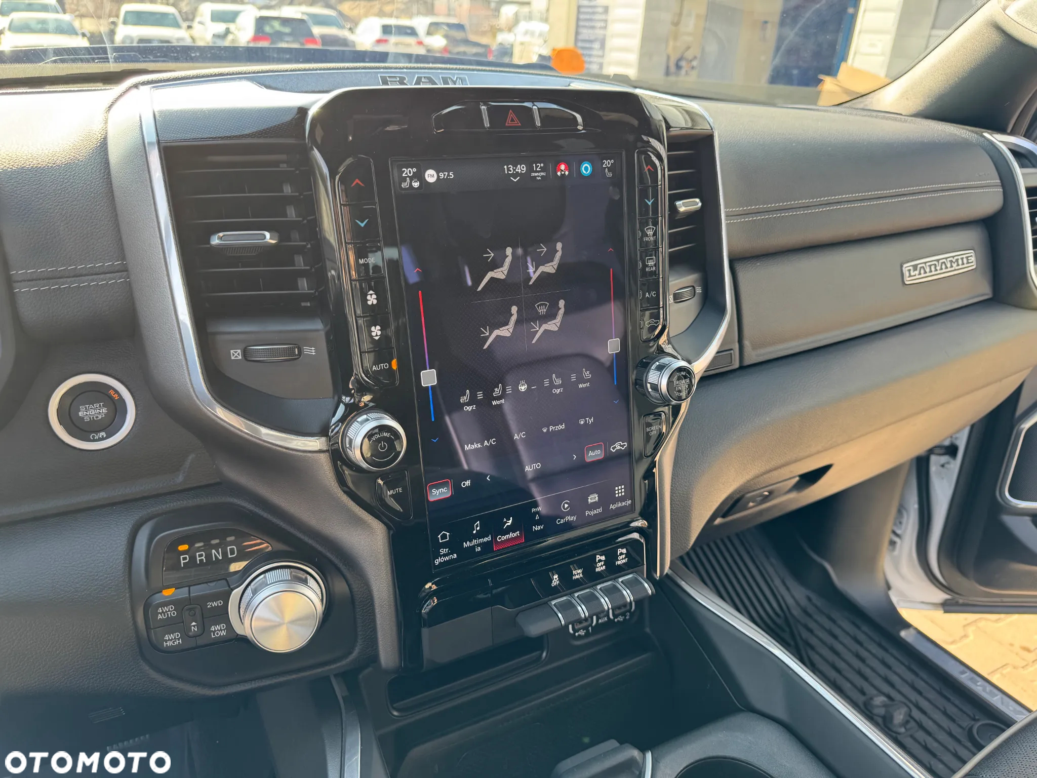 RAM 1500 Quad Cab Laramie - 26
