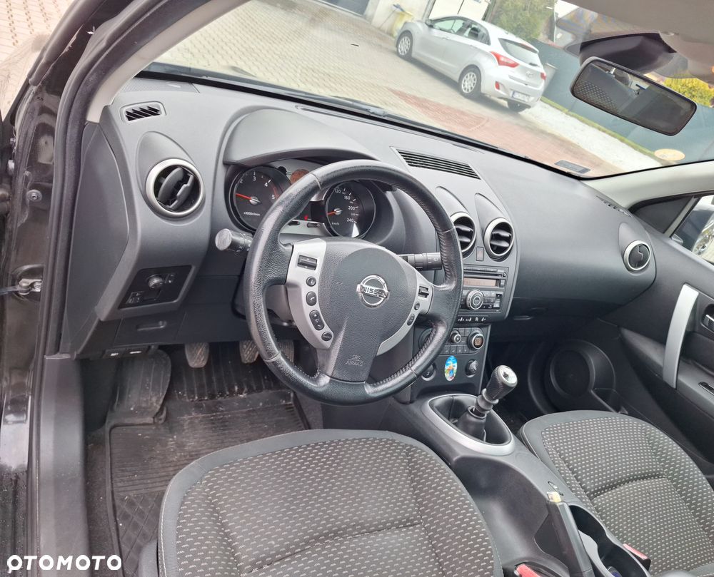Nissan Qashqai - 17