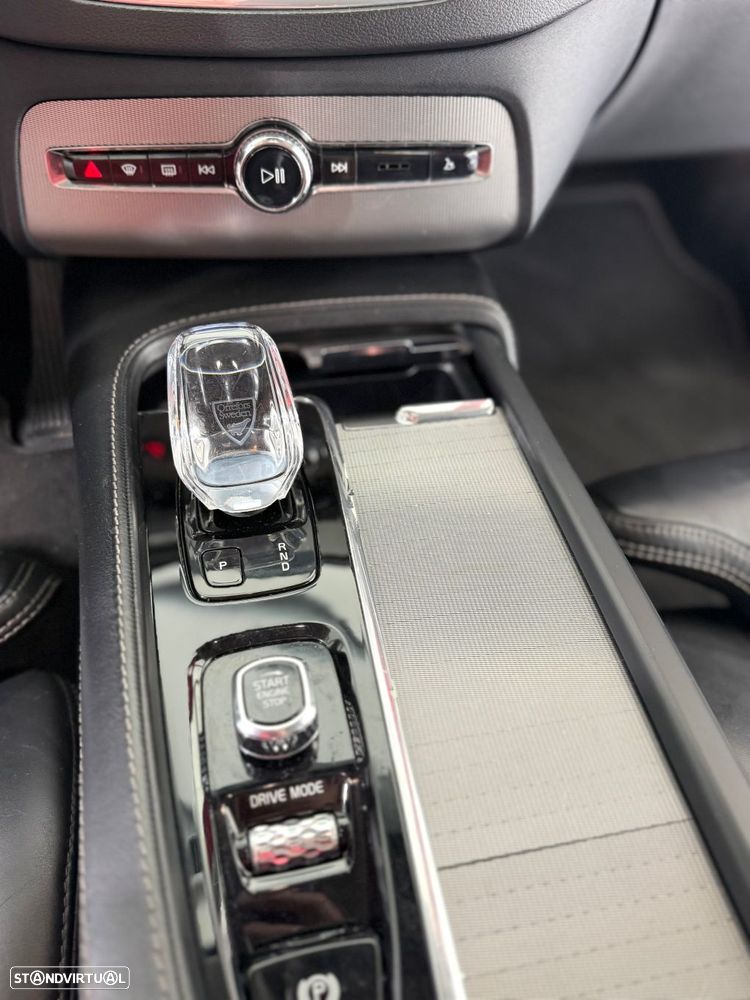 Volvo XC 90 2.0 B5 Inscription AWD - 38