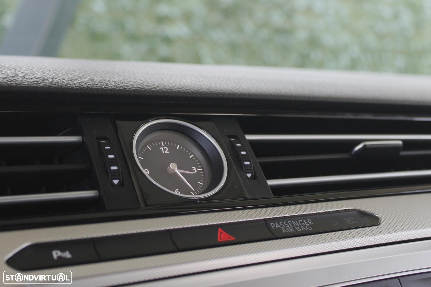 VW Passat Variant 1.6 TDI Confortline DSG - 37