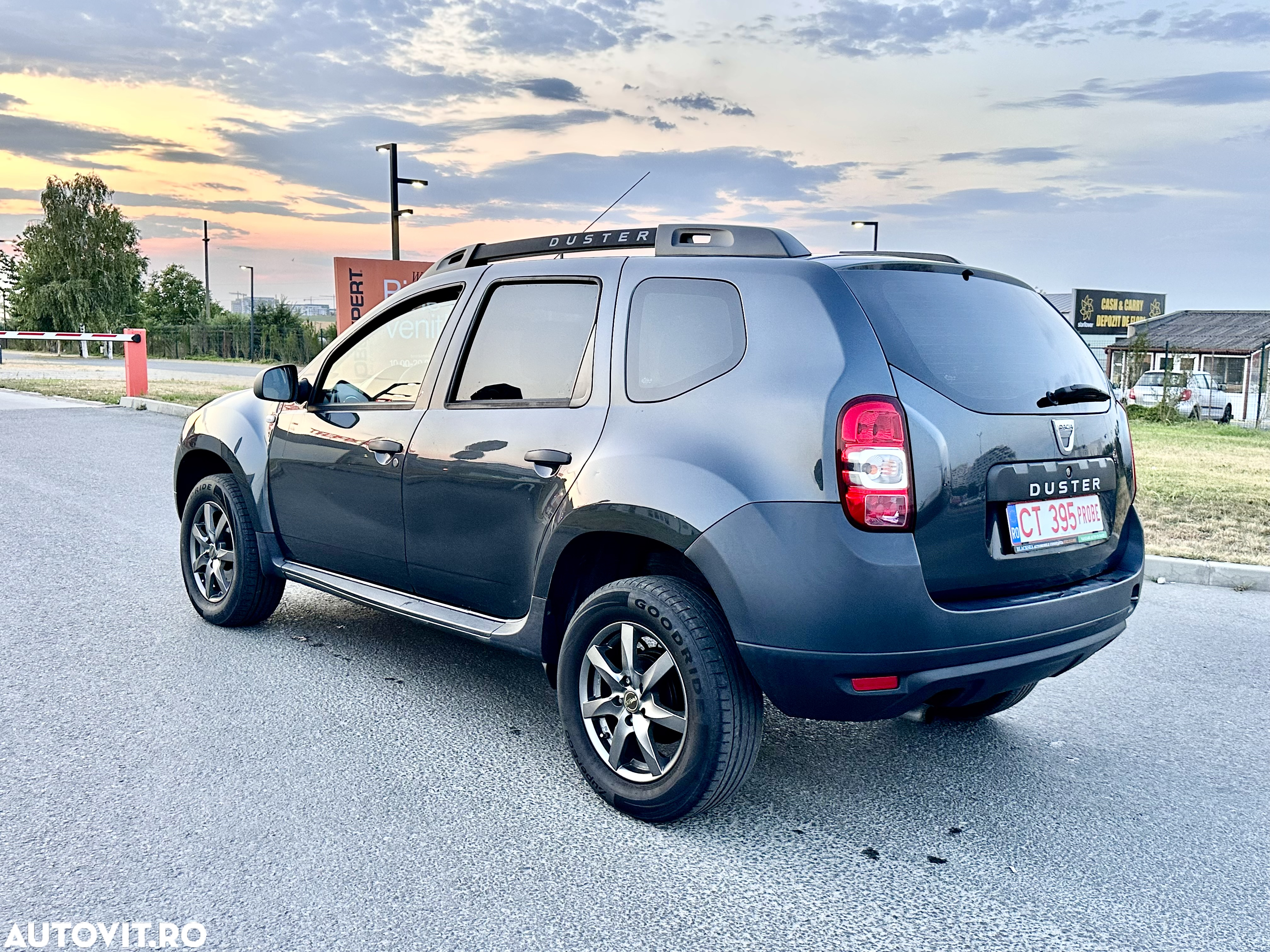 Dacia Duster 1.2 TCe Prestige jante 16" - 6