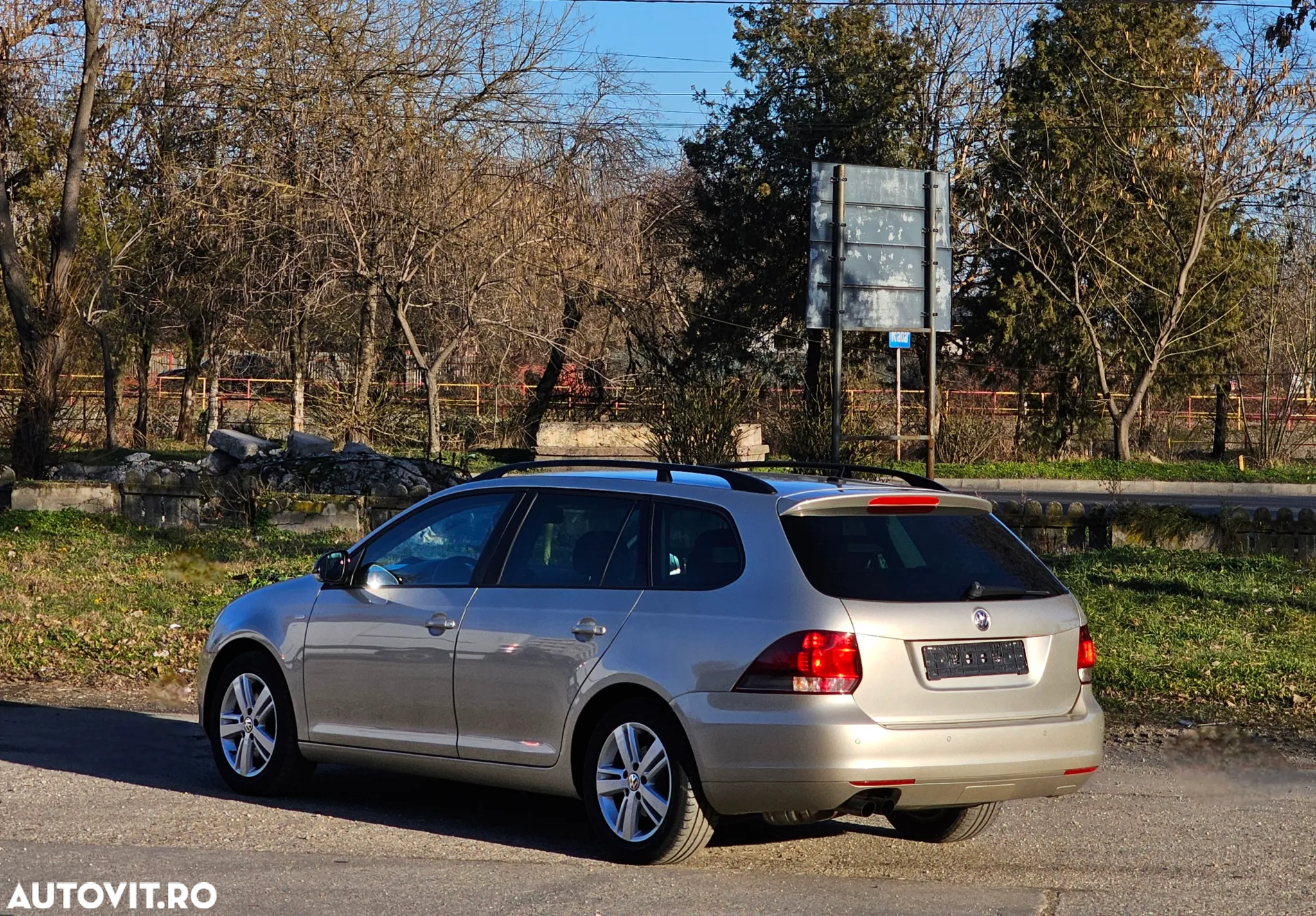 Volkswagen Golf 1.4 TSI DSG MATCH - 3