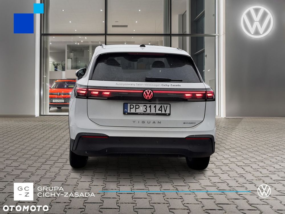 Volkswagen Tiguan - 4