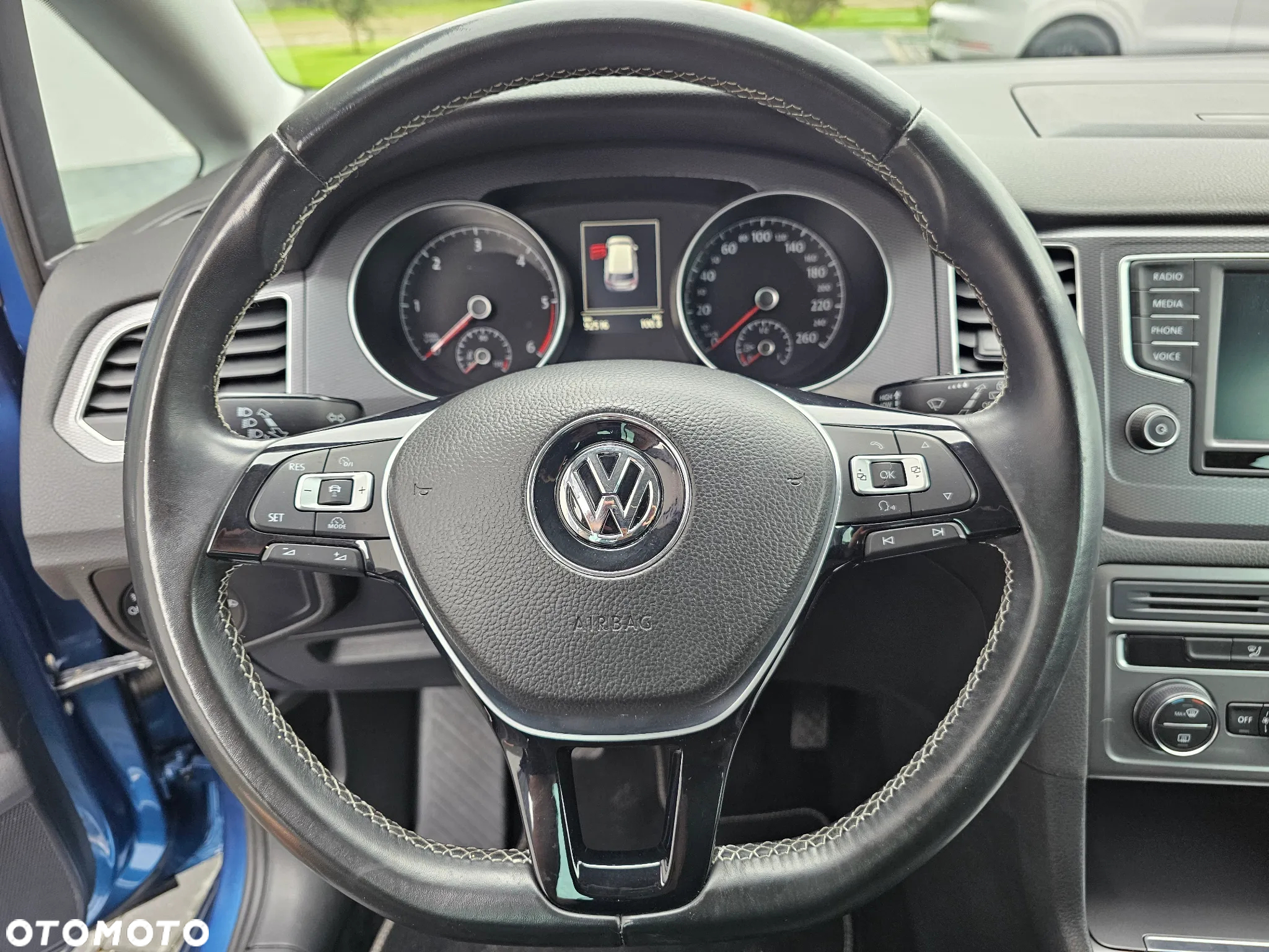 Volkswagen Golf Sportsvan - 23