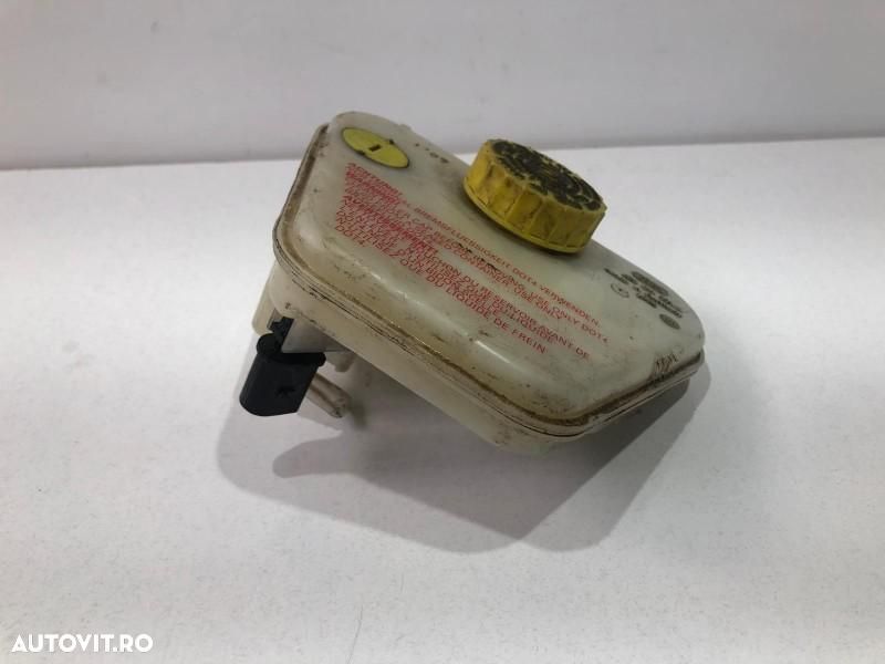 Vas lichid frana 4e0611301a Audi A8 D3/4E [2002 - 2005] - 1