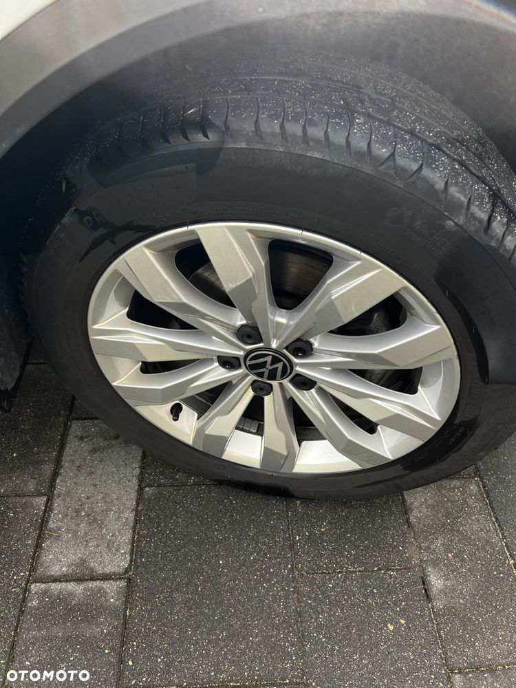 Volkswagen T-Roc 1.5 TSI ACT Advance DSG - 17