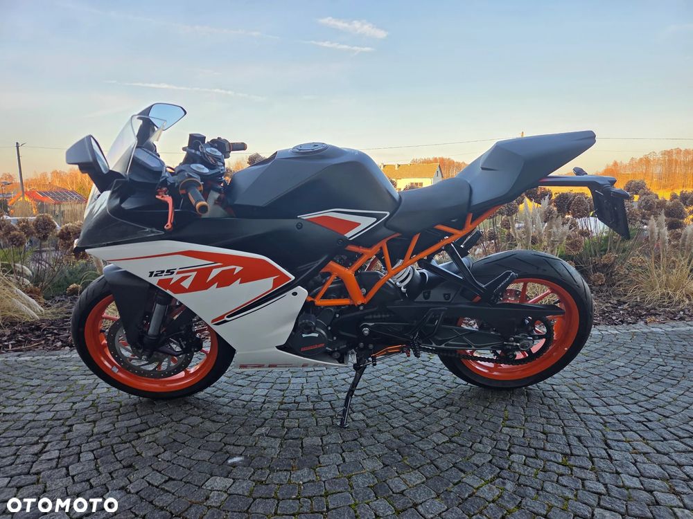 KTM RC 125 - 4