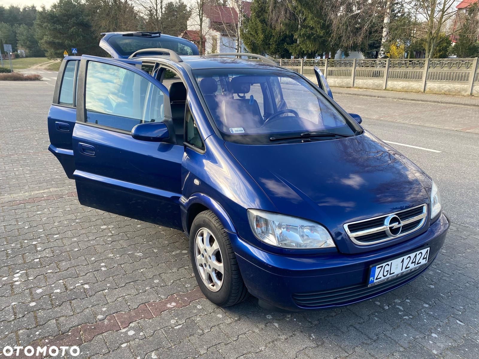 Opel Zafira 2.0 DTI Elegance - 1
