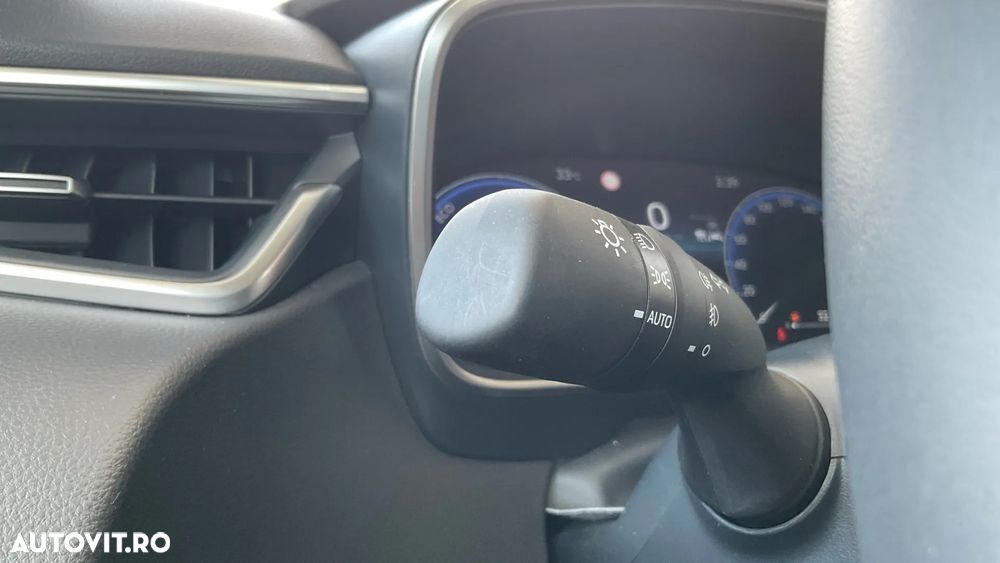 Toyota Corolla 1.8 HSD Dynamic - 30