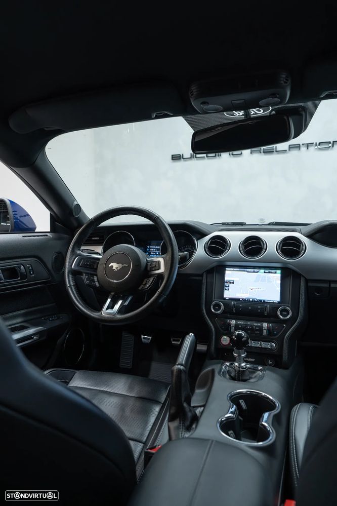 Ford Mustang 2.3i EcoBoost - 18