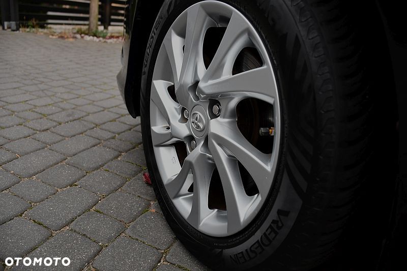 Toyota Auris Hybrid 135 Prestige - 35