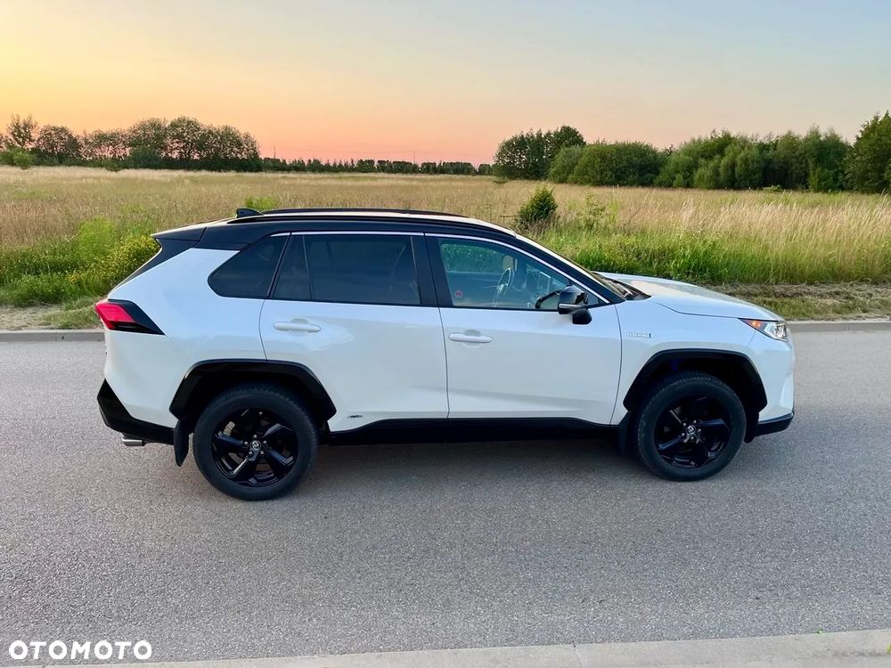 Toyota RAV4 - 17