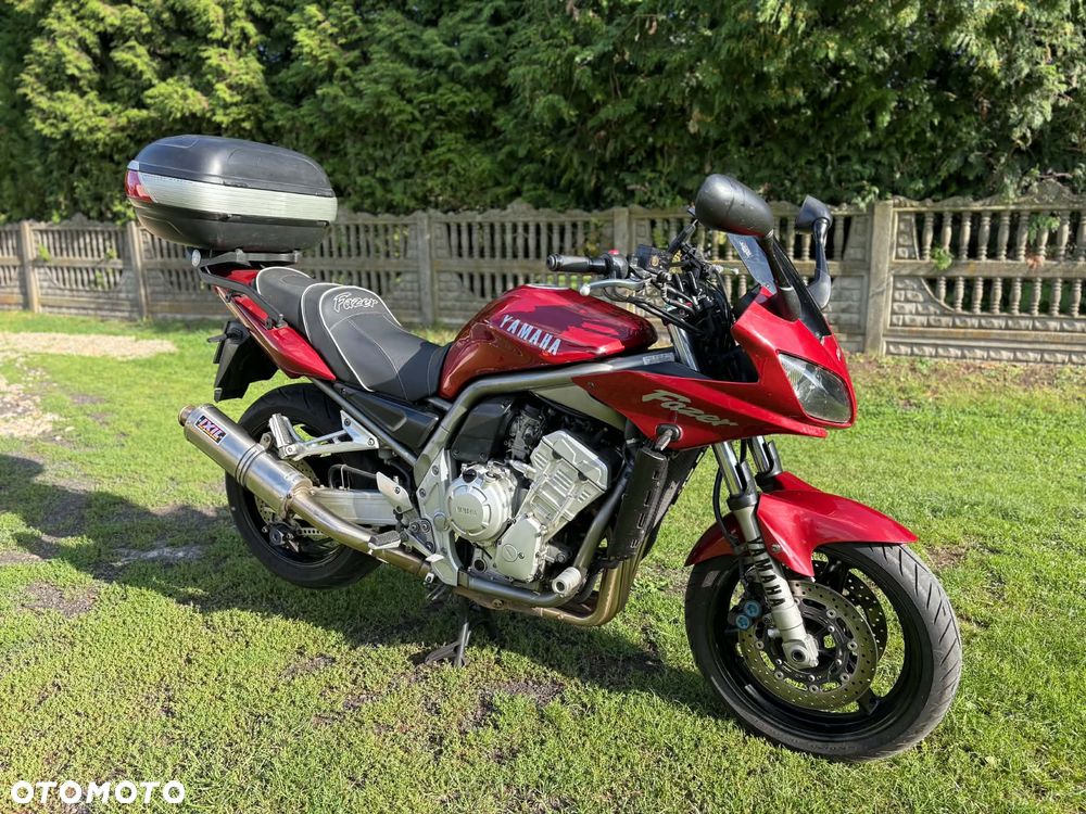 Yamaha FZS - 4