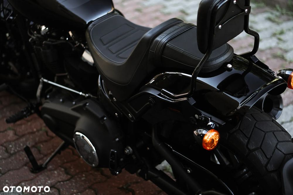 Harley-Davidson Softail Fat Bob - 15