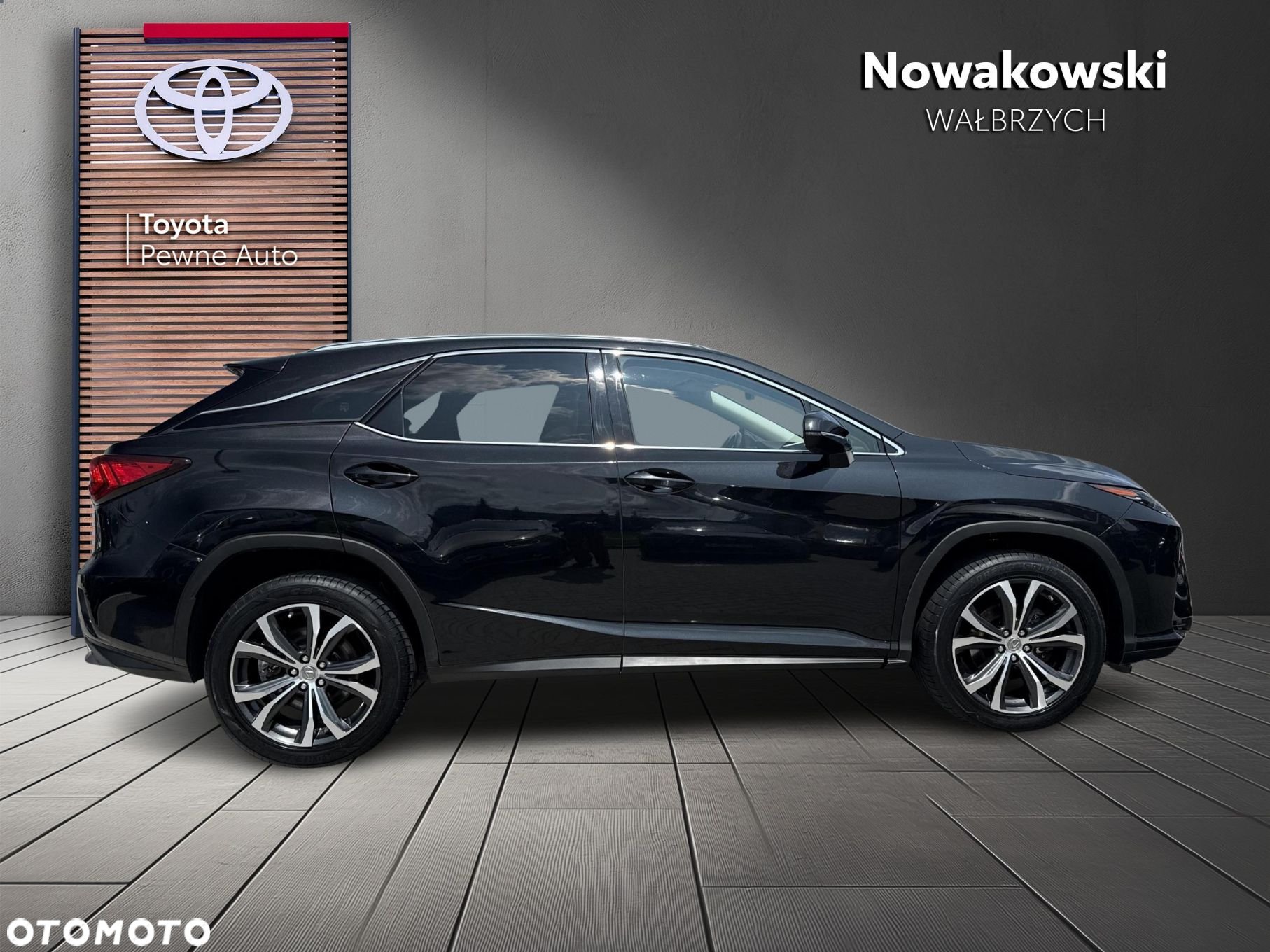 Lexus RX - 6