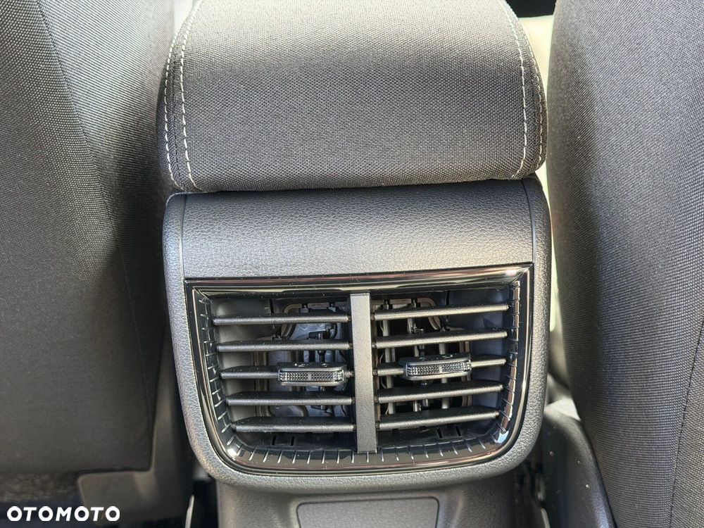 Skoda Fabia 1.0 TSI Essence - 16