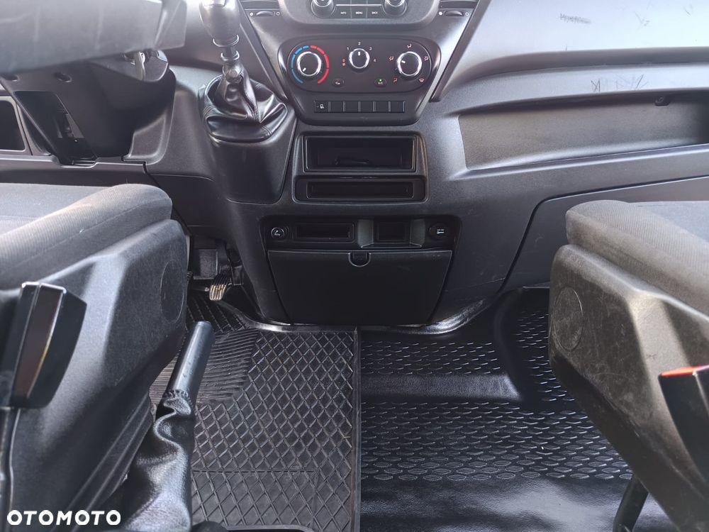 Iveco Daily 35C14 2300cm3 wywrotka kiper dubel doka - 24