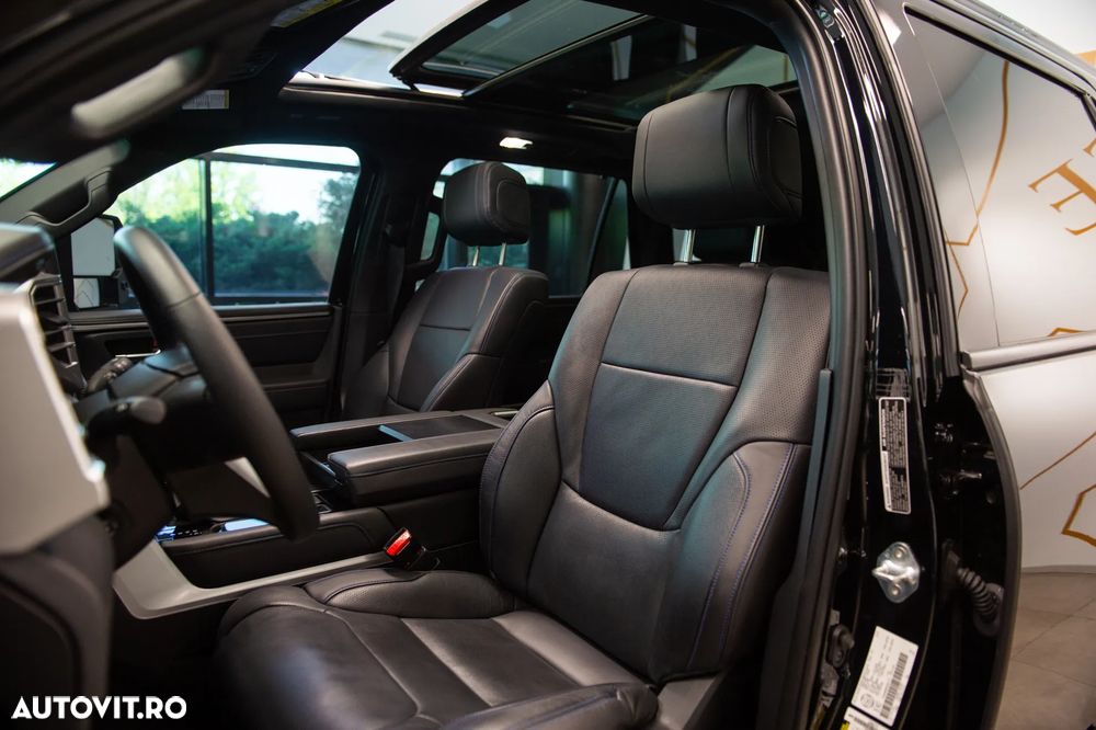 Toyota Sequoia - 18