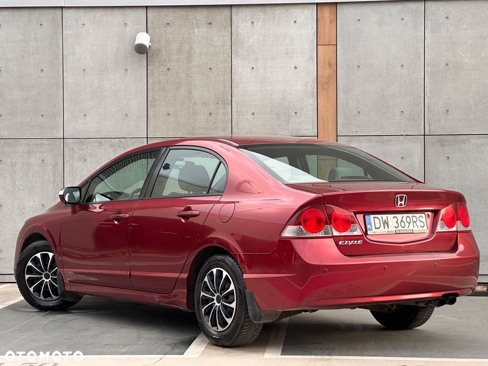 Honda Civic 1.8 Comfort - 3