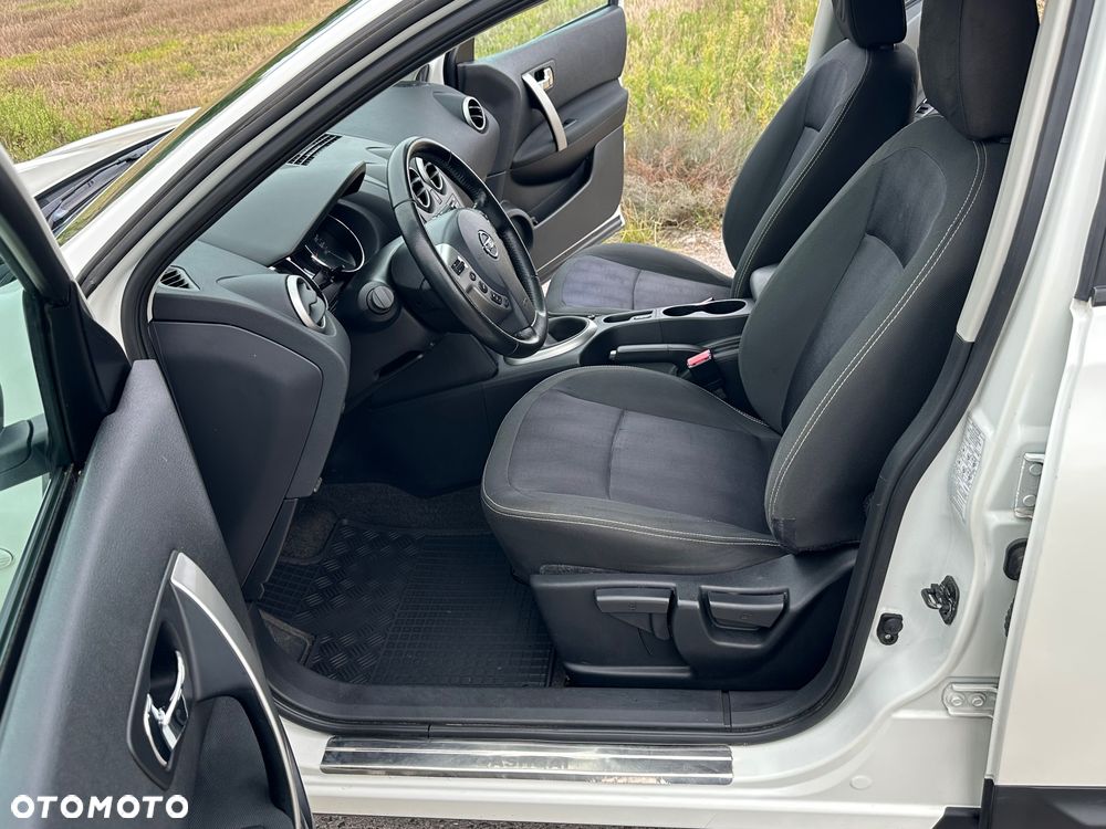 Nissan Qashqai 1.6 360 - 14