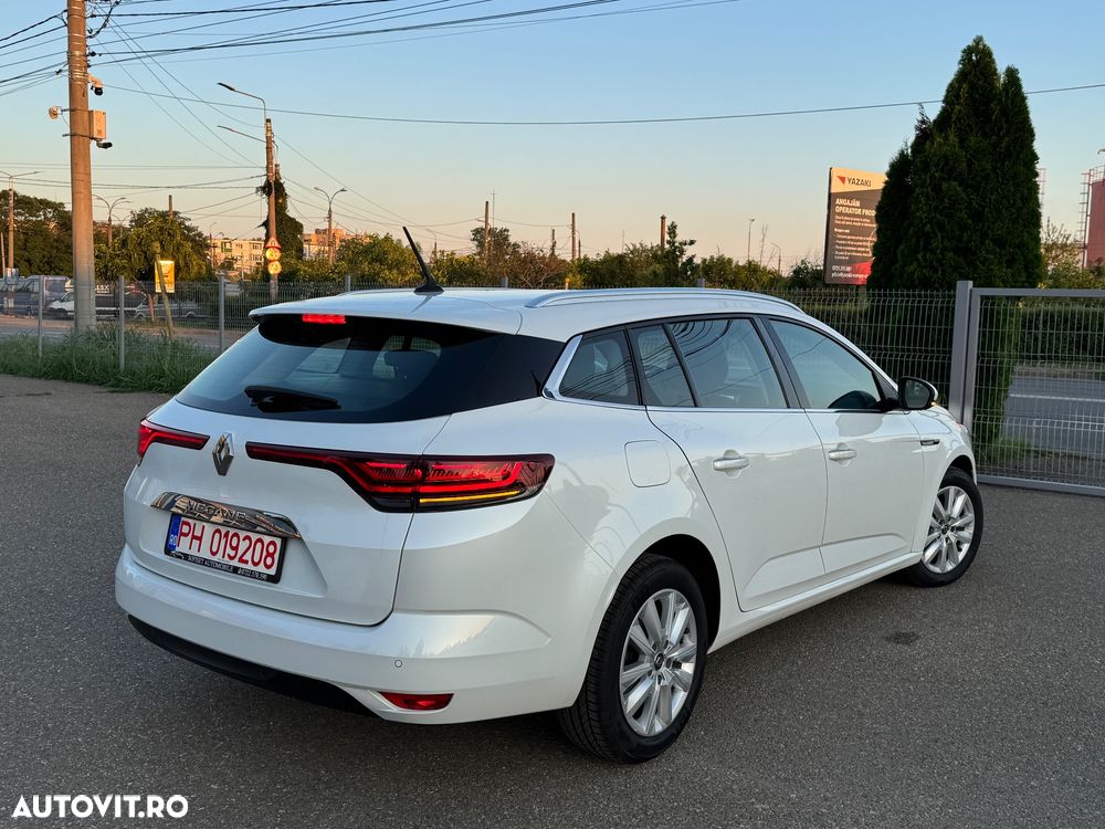 Renault Megane TCe 140 GPF EDC BUSINESS EDITION - 24