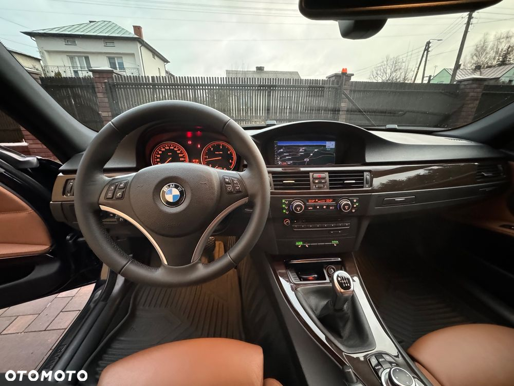 BMW Seria 3 330d - 10