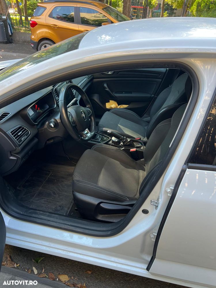 Renault Megane TCe 140 GPF Zen - 6