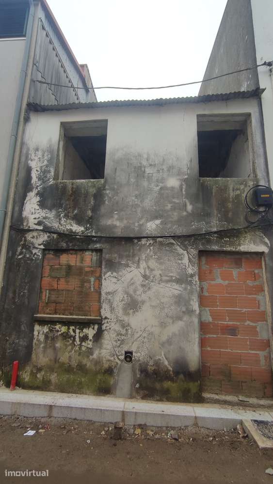 Casa para restauro em Fão, Esposende - Grande imagem: 2/12